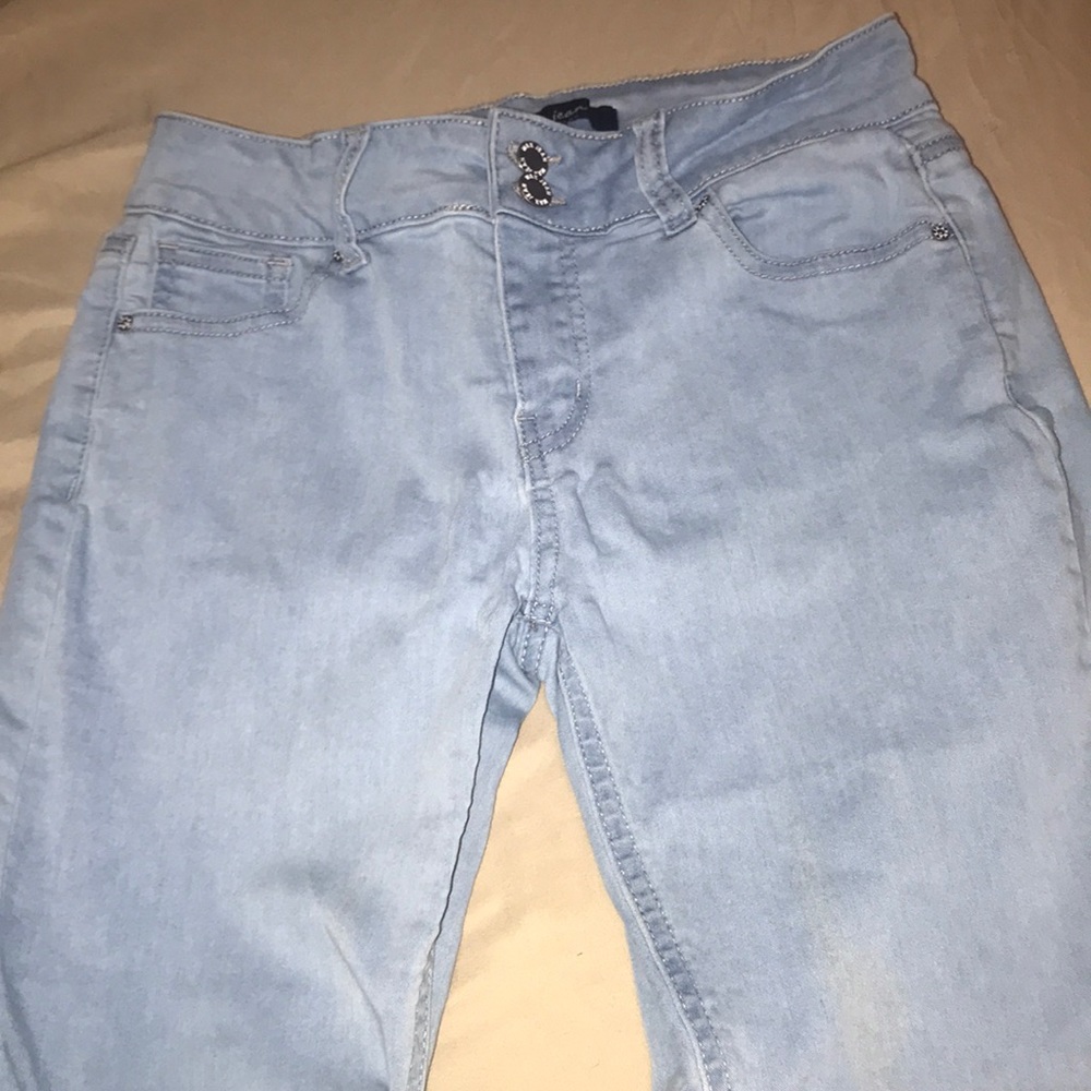 Light blue jeans side 8